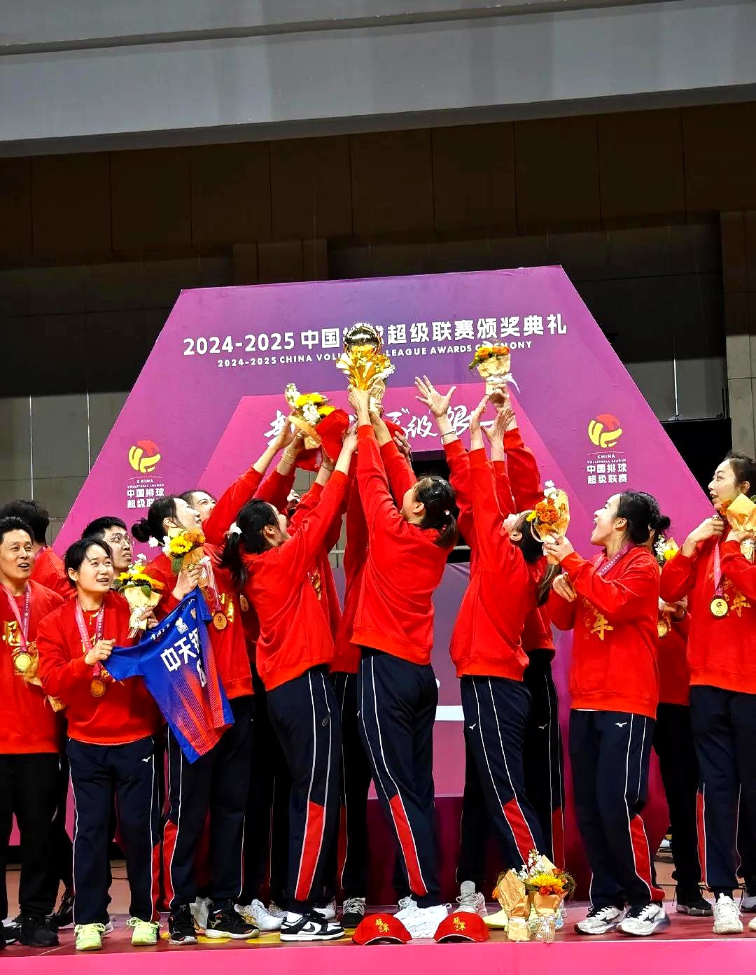 关于江苏赛区个个强队实力均衡，胜利收入囊中的信息