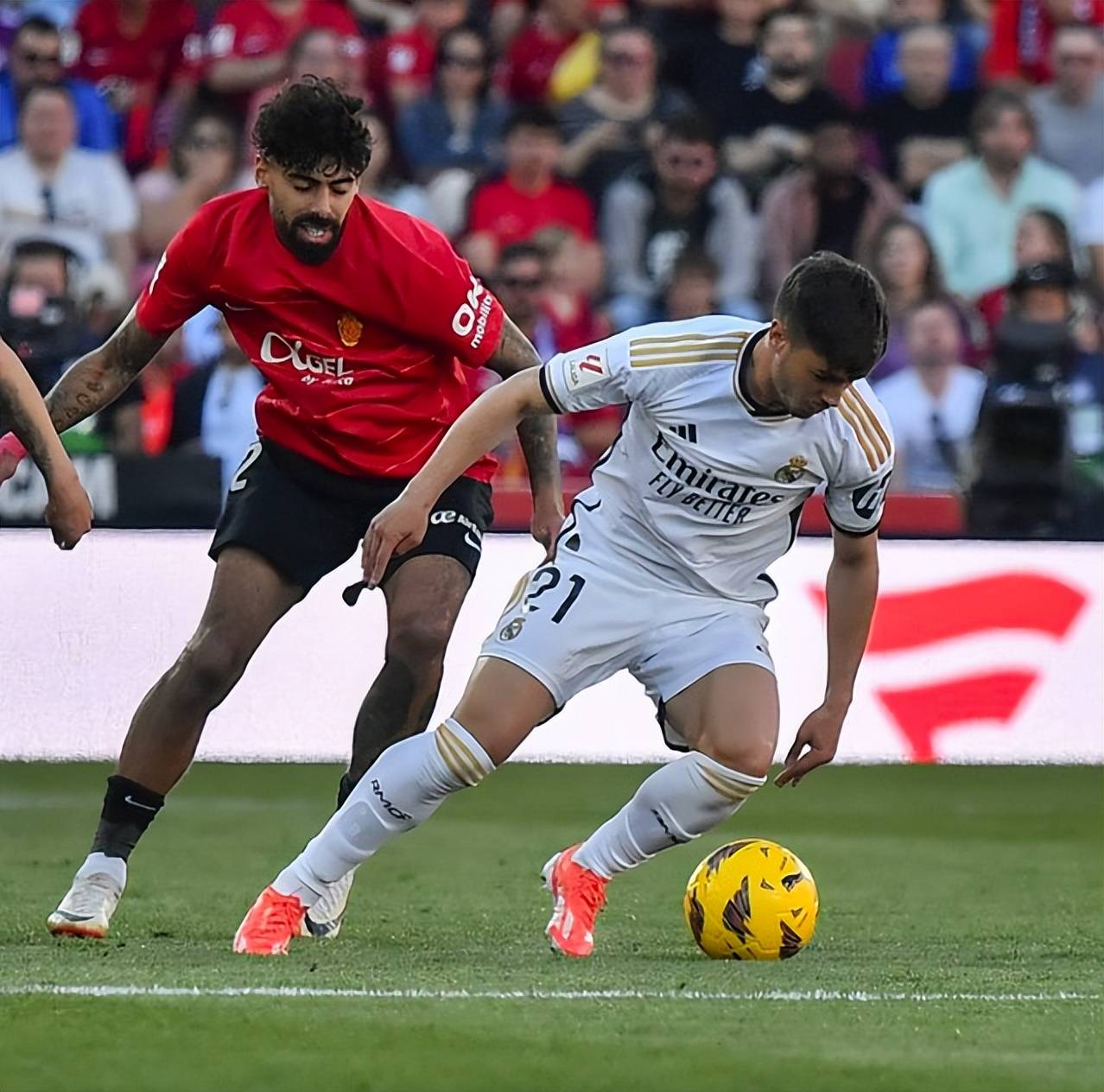 豪门对决！英格兰挑战荷兰欧锦赛关键战的简单介绍