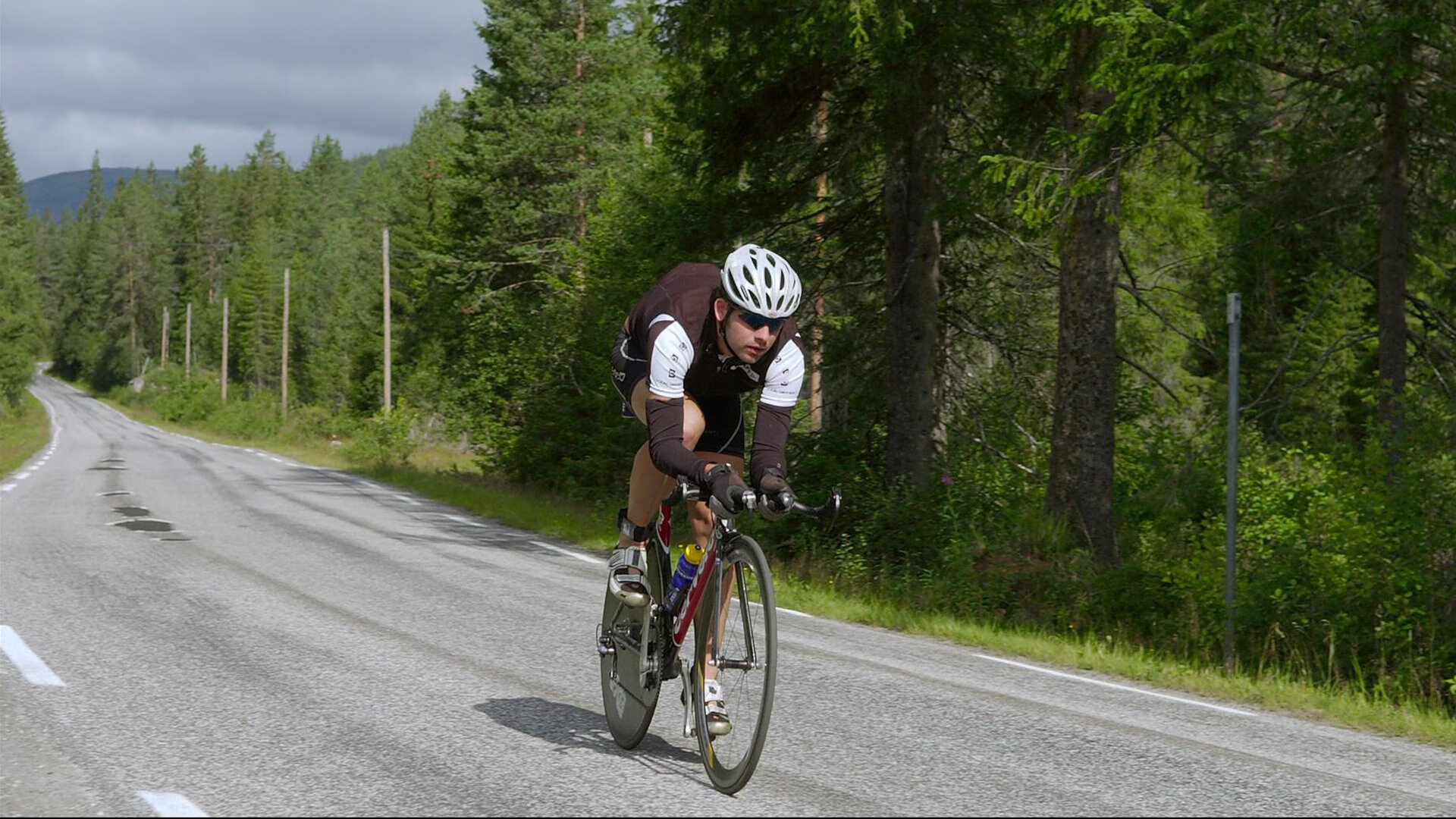 单节风暴定乾坤,土耳其新星马丁内利完美发挥,率队拉开毕尔巴鄂