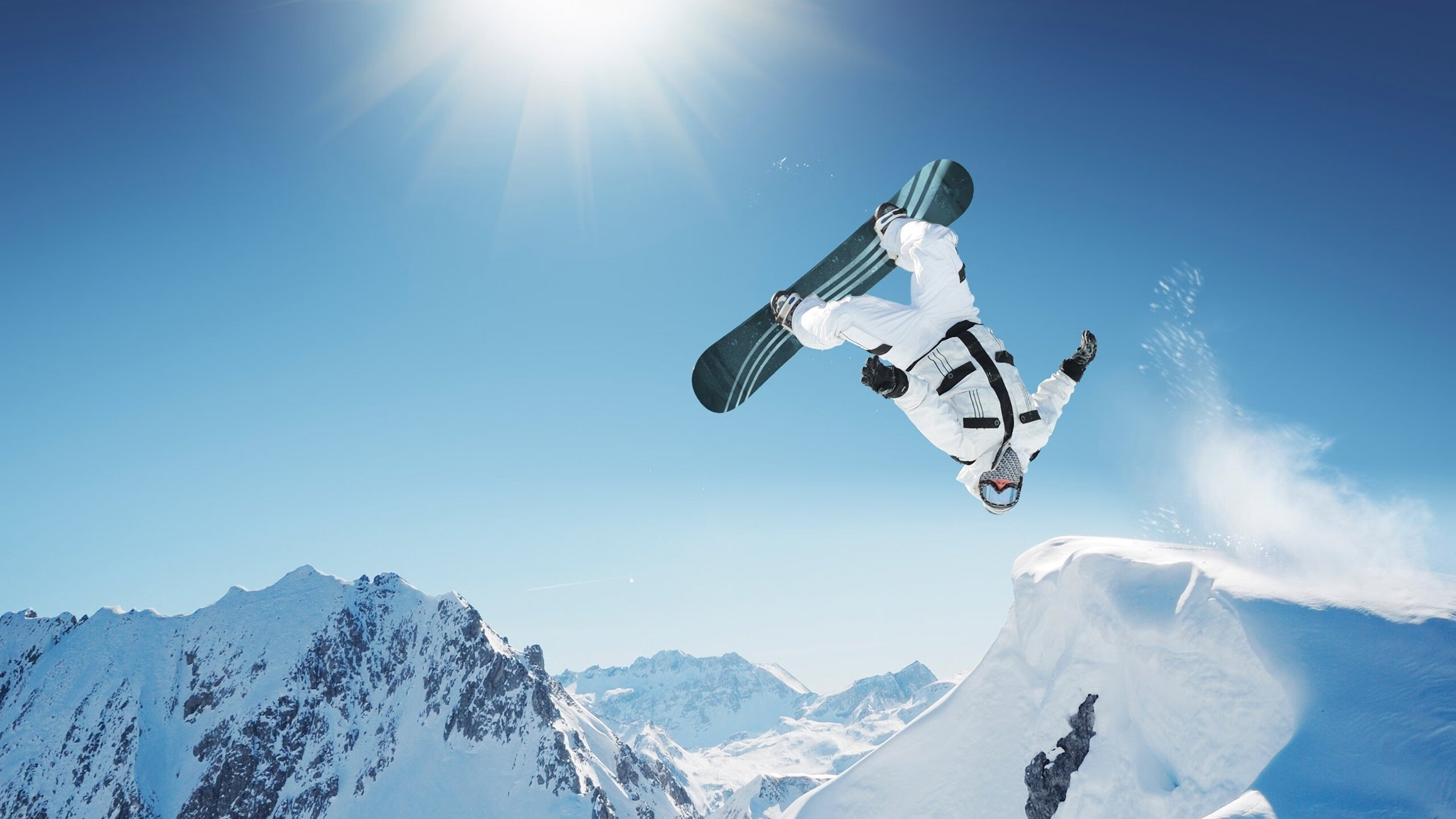 绿茵与硬木的狂想曲,当欧冠半决赛的焦点,撞上马刺一波流的艺术